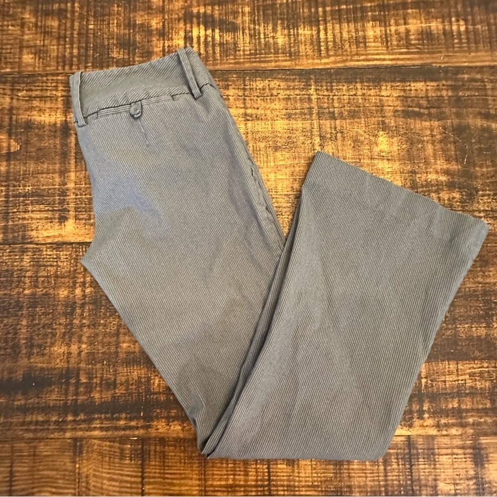 The Limited Drew Fit Gray Pinstripe Trousers- EUC - Picture 8 of 8